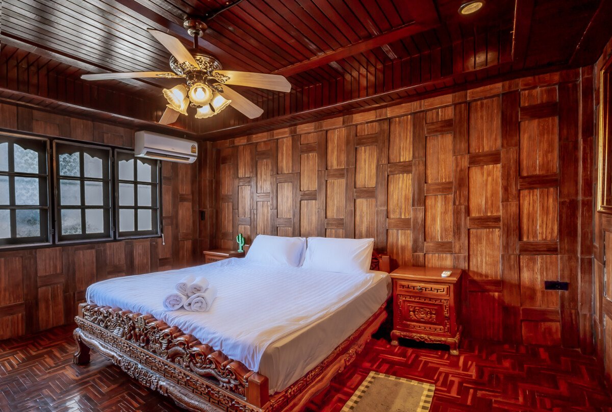 Balcony Room 1